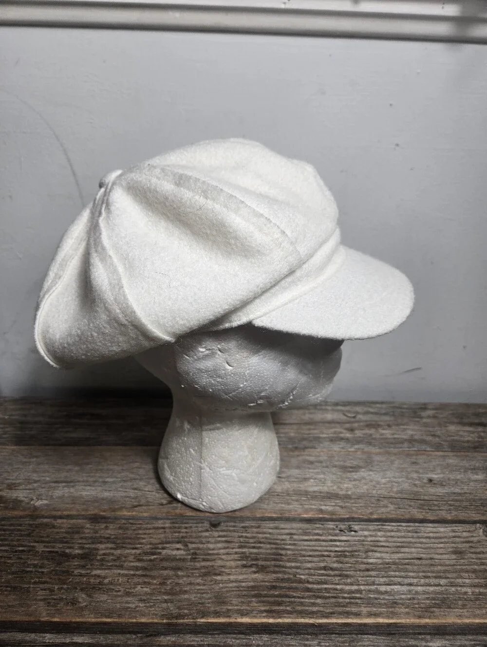 Nine West Ivory Quilted Lined Newsboy Hat Cap